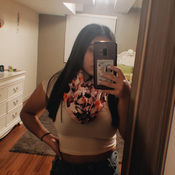 Spectrum Scarf - Picture 1 of 2